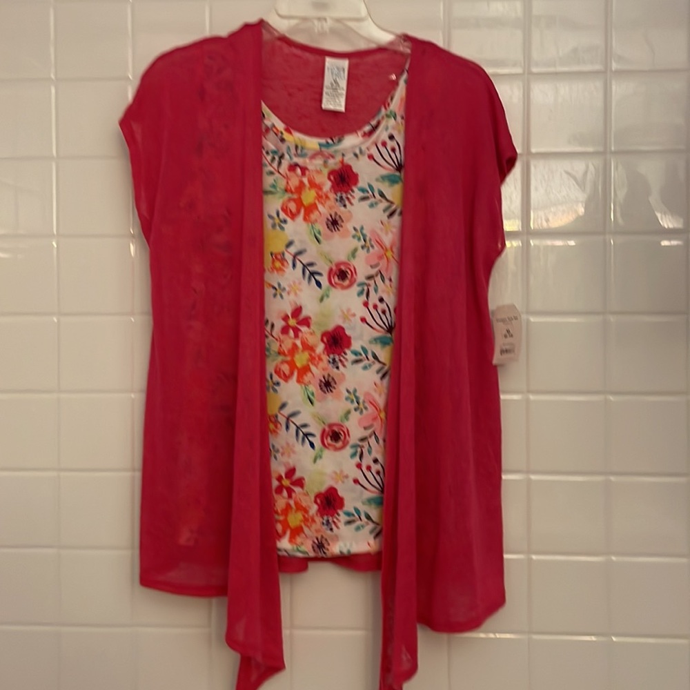 NWT Time and Tru Cardigan Tank set (relaxed fit) . Two pieces, size M (8-10) .